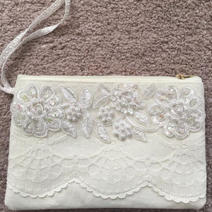 SOLD* Ivory canvas and lace bridal clutch